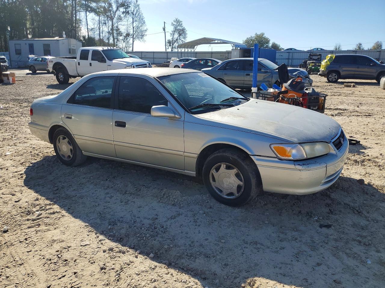 2000 Toyota Camry Ce - Фото 4
