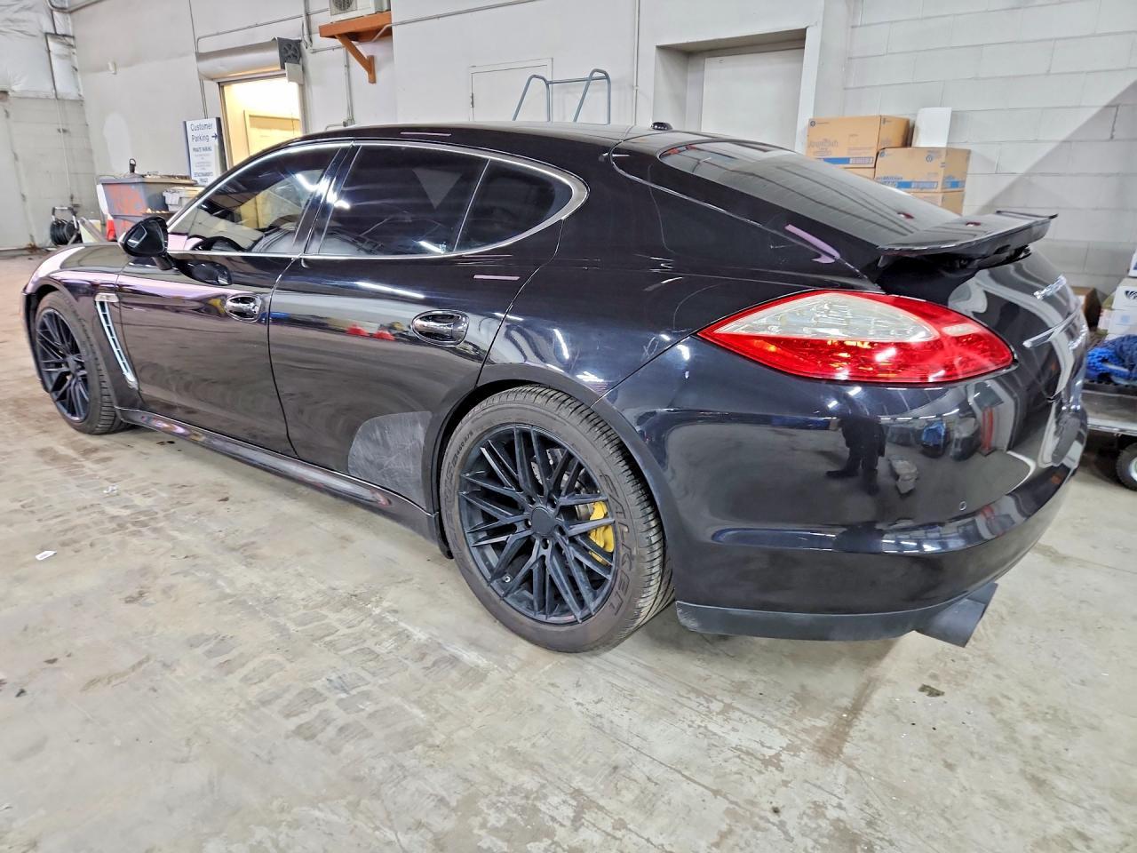2010 Porsche Panamera Turbo - Image 2
