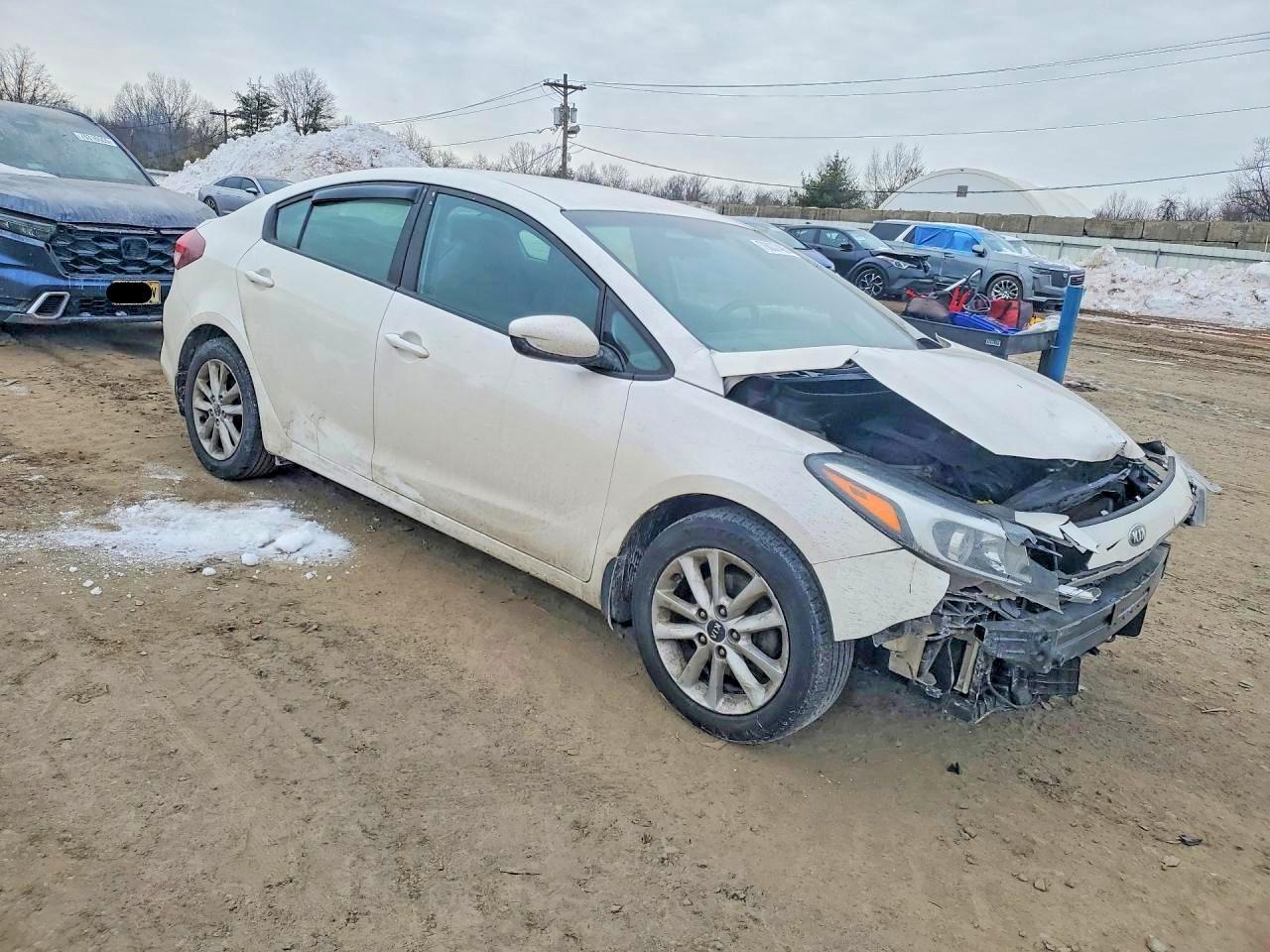 2017 Kia Forte Lx - Image 4