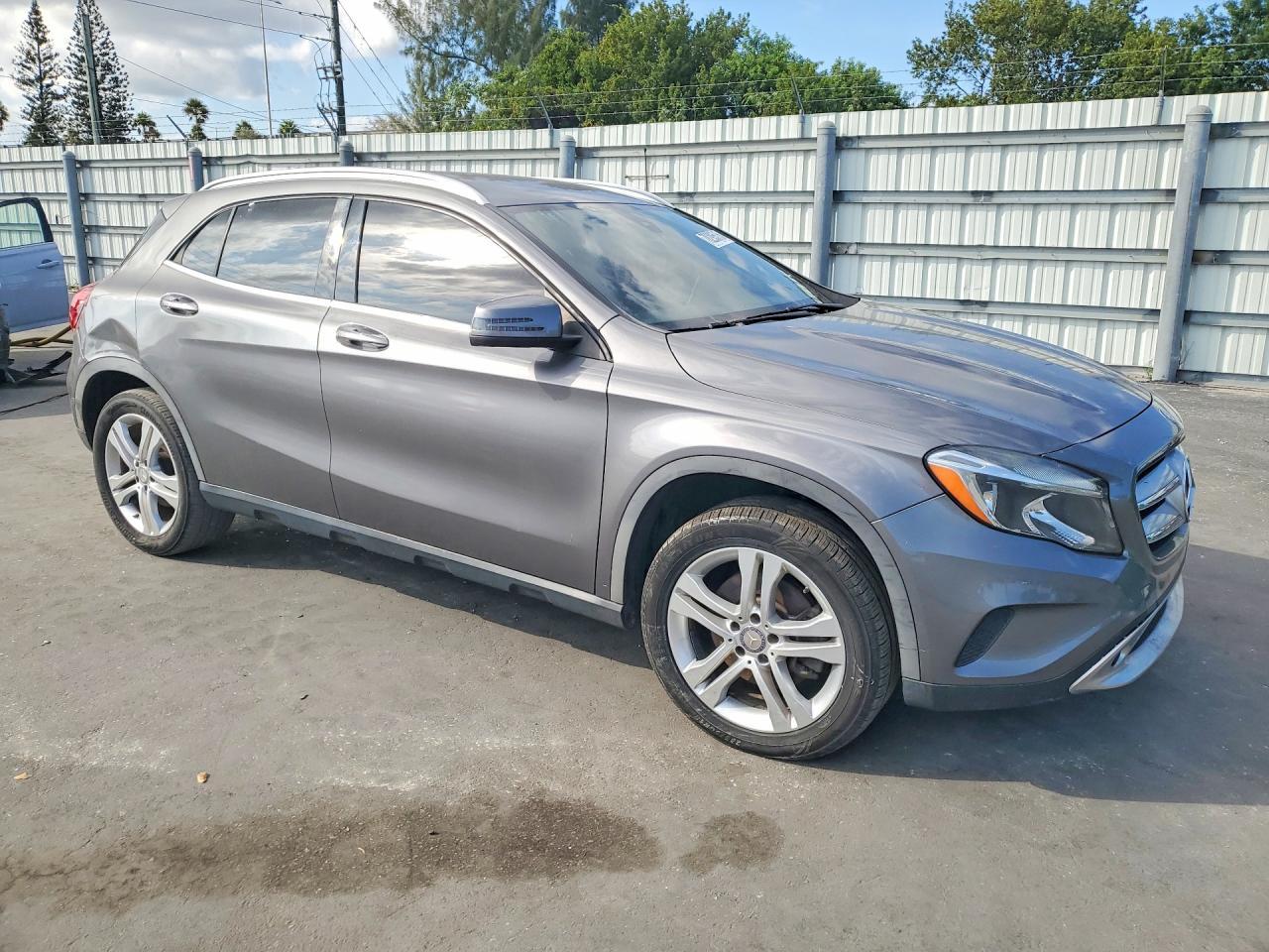 2016 Mercedes-Benz Gla 250 - Фото 4