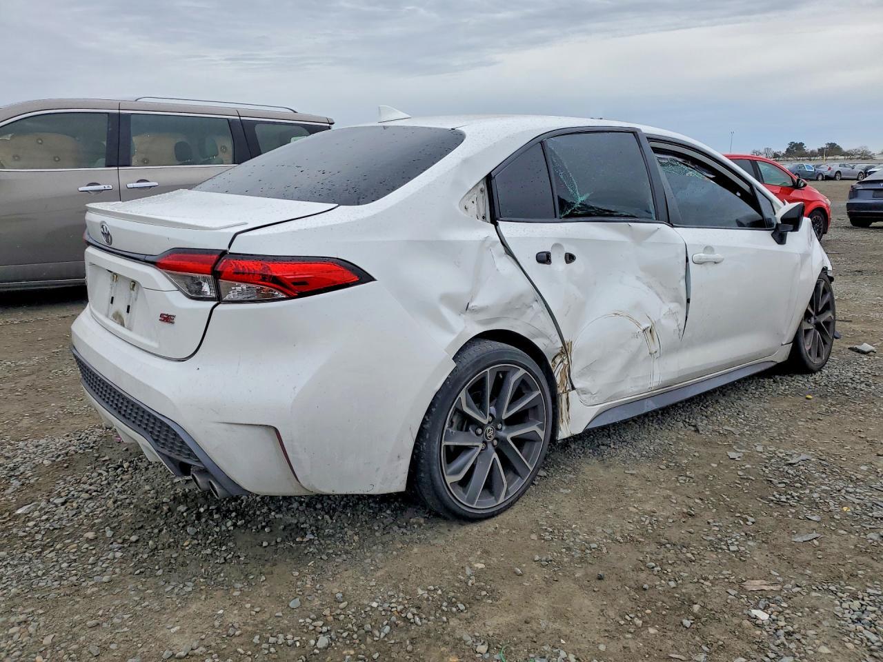 2021 Toyota Corolla Se - Фото 3