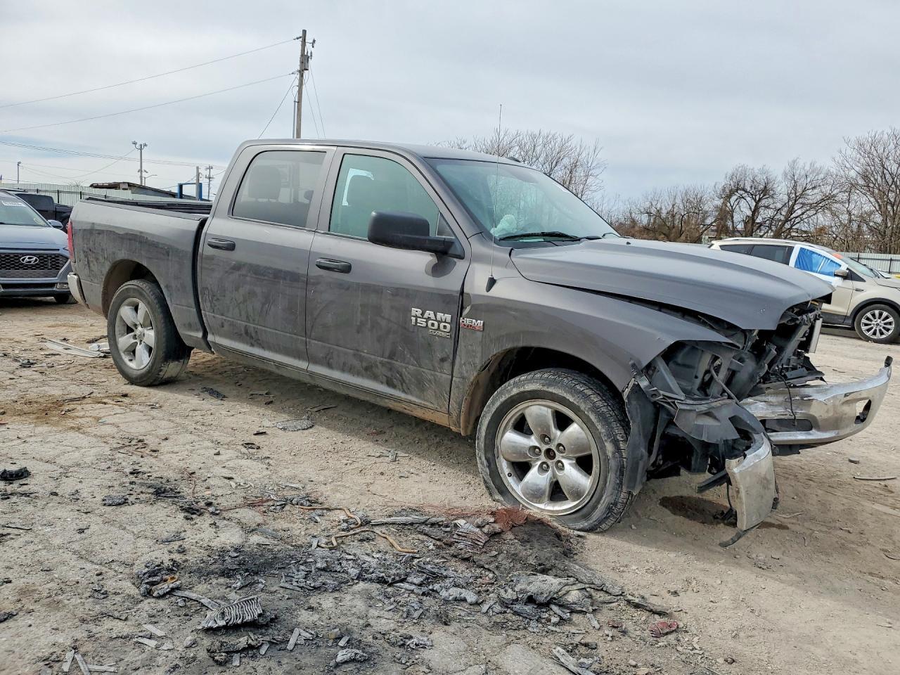 2021 Ram 1500 Classic Tradesman - Фото 4