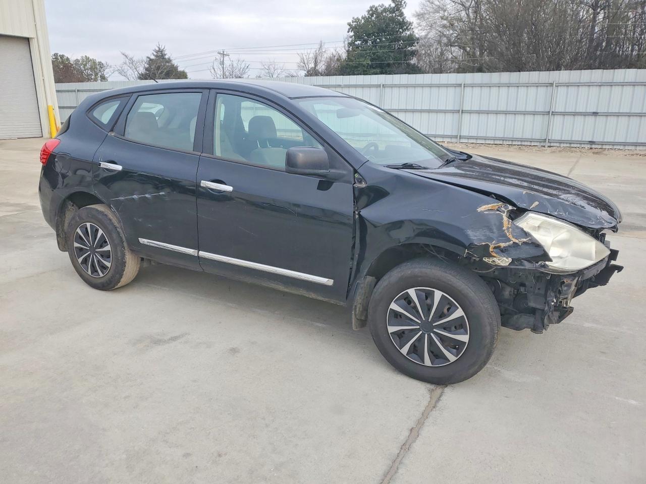 2015 Nissan Rogue Select S - Фото 4