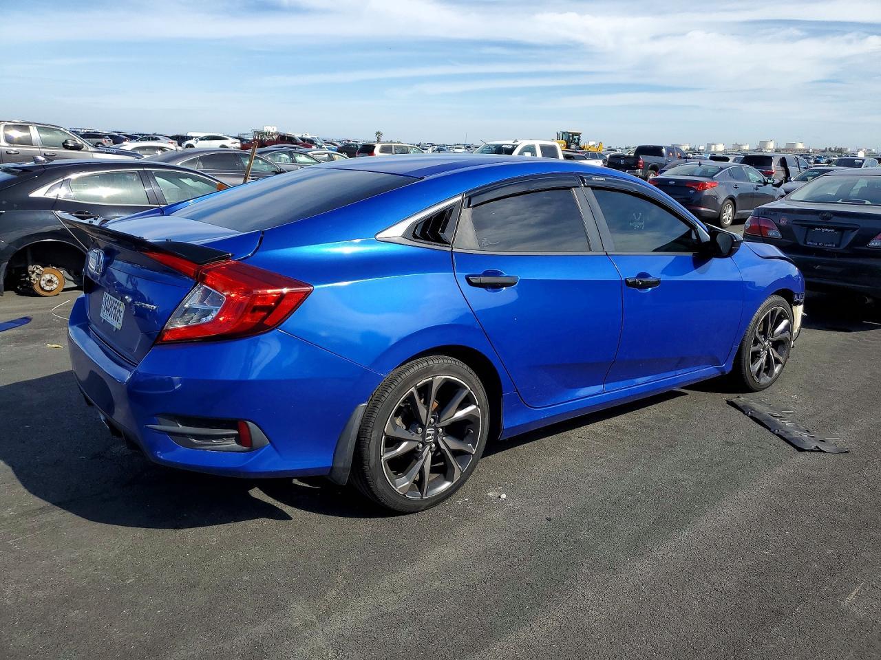 2019 Honda Civic Sport - Фото 3