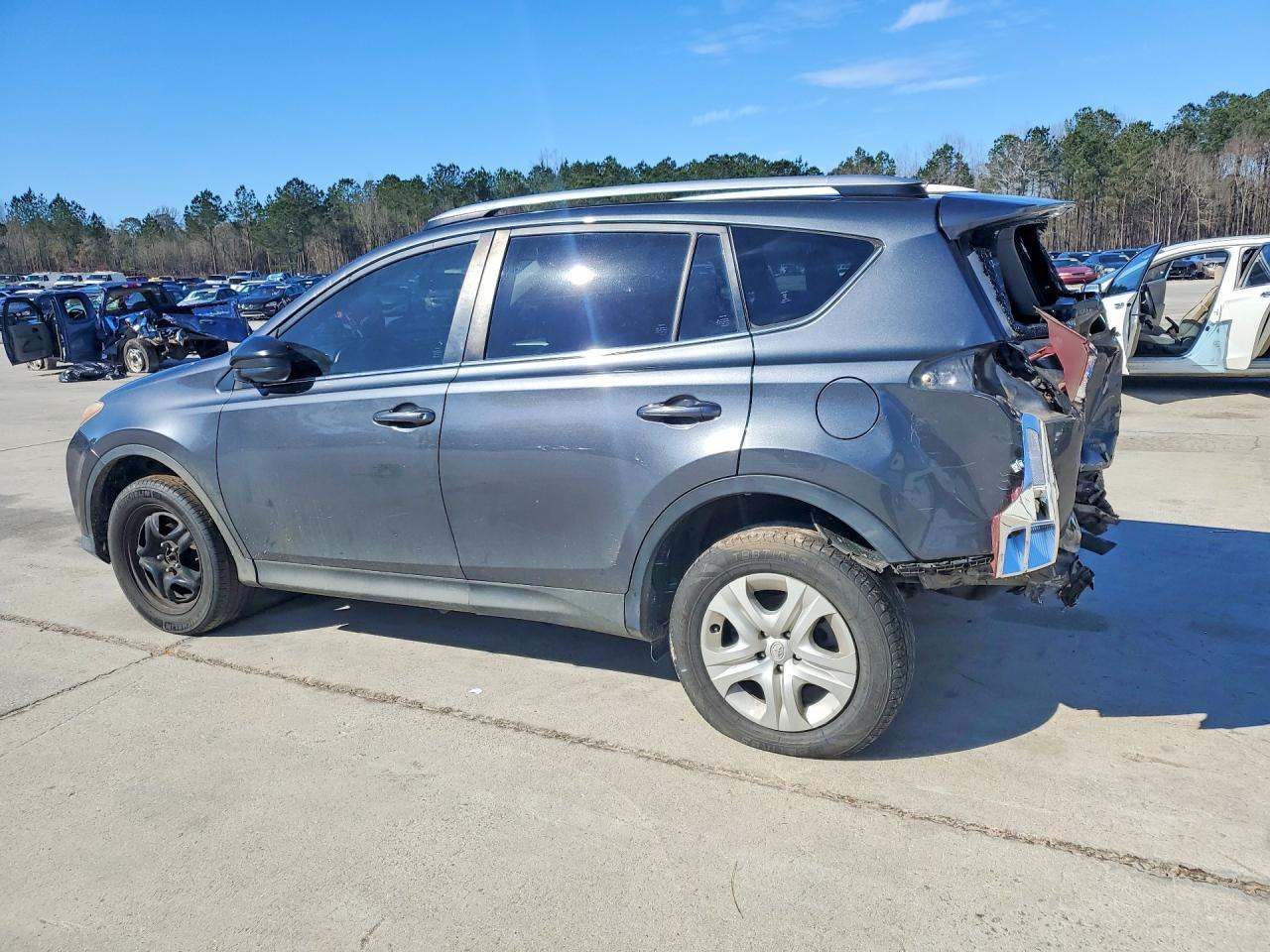 2015 Toyota Rav4 Le - Image 2