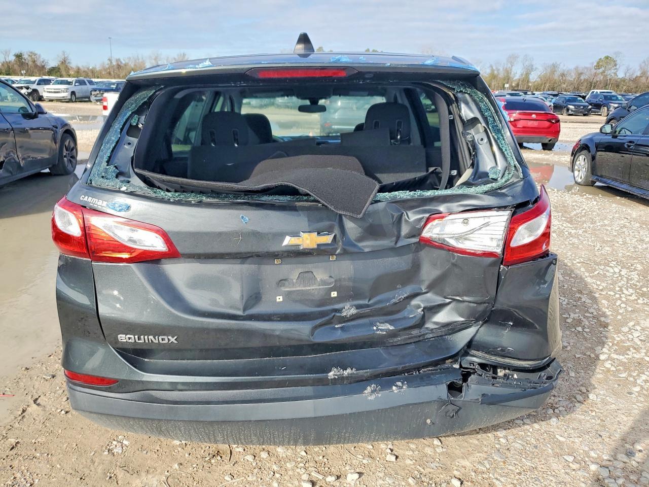 2019 Chevrolet Equinox Ls - Image 6