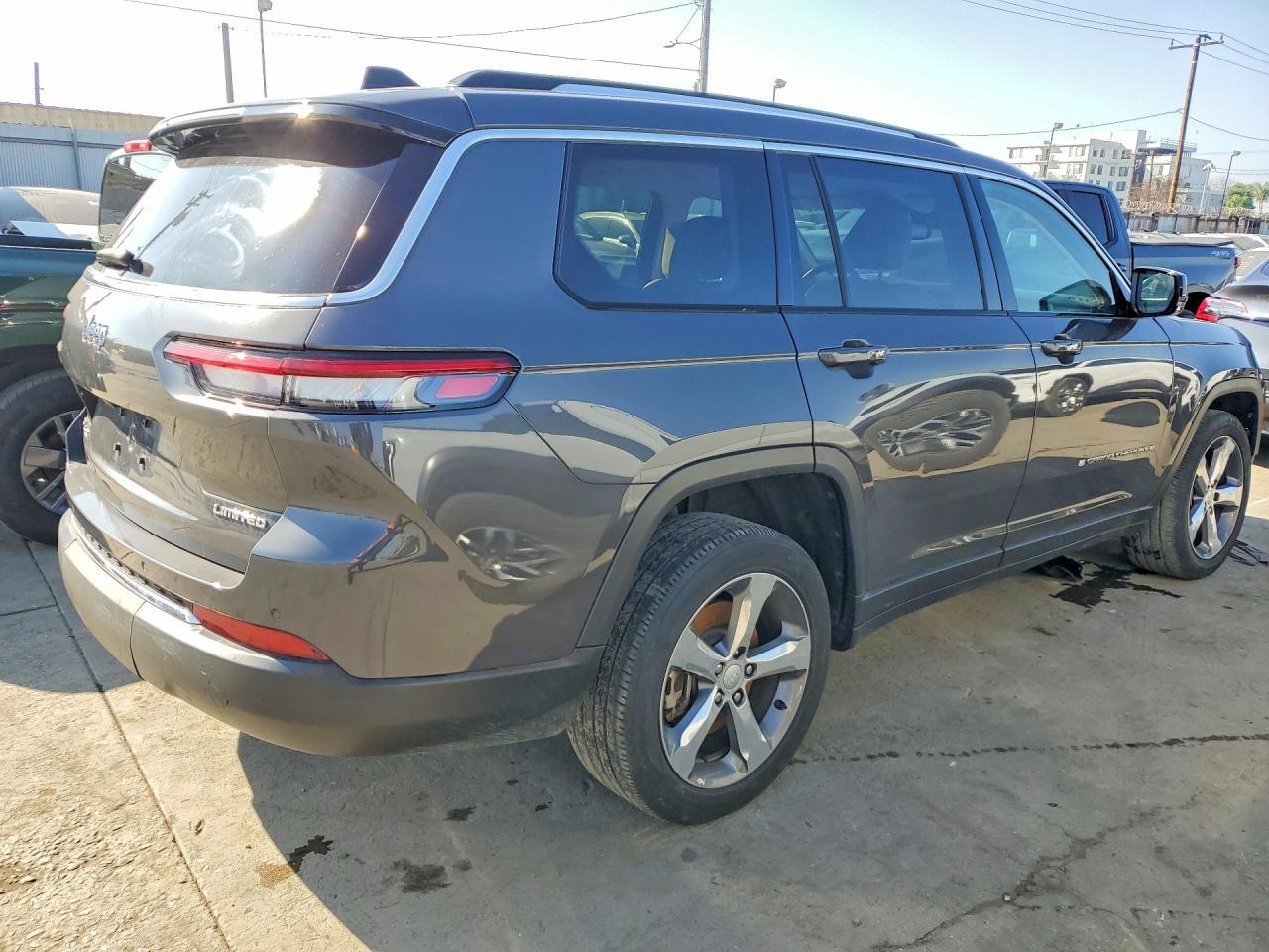 2021 Jeep Grand Cherokee L Limited - Image 3