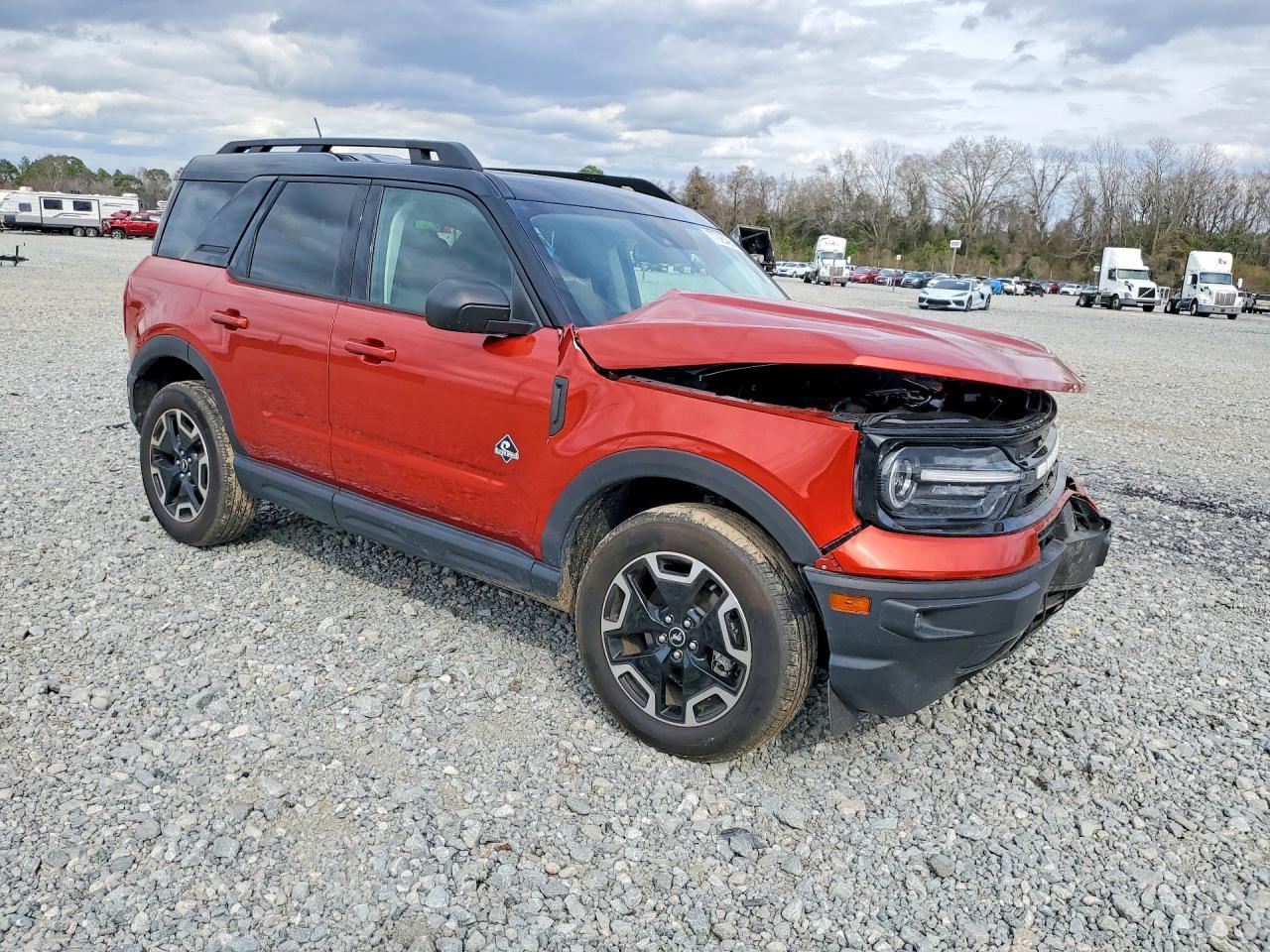 2024 Ford Bronco Sport Outer Banks - Фото 4