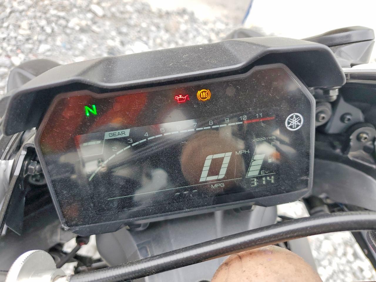 2023 Yamaha Yzfr7 - Фото 7