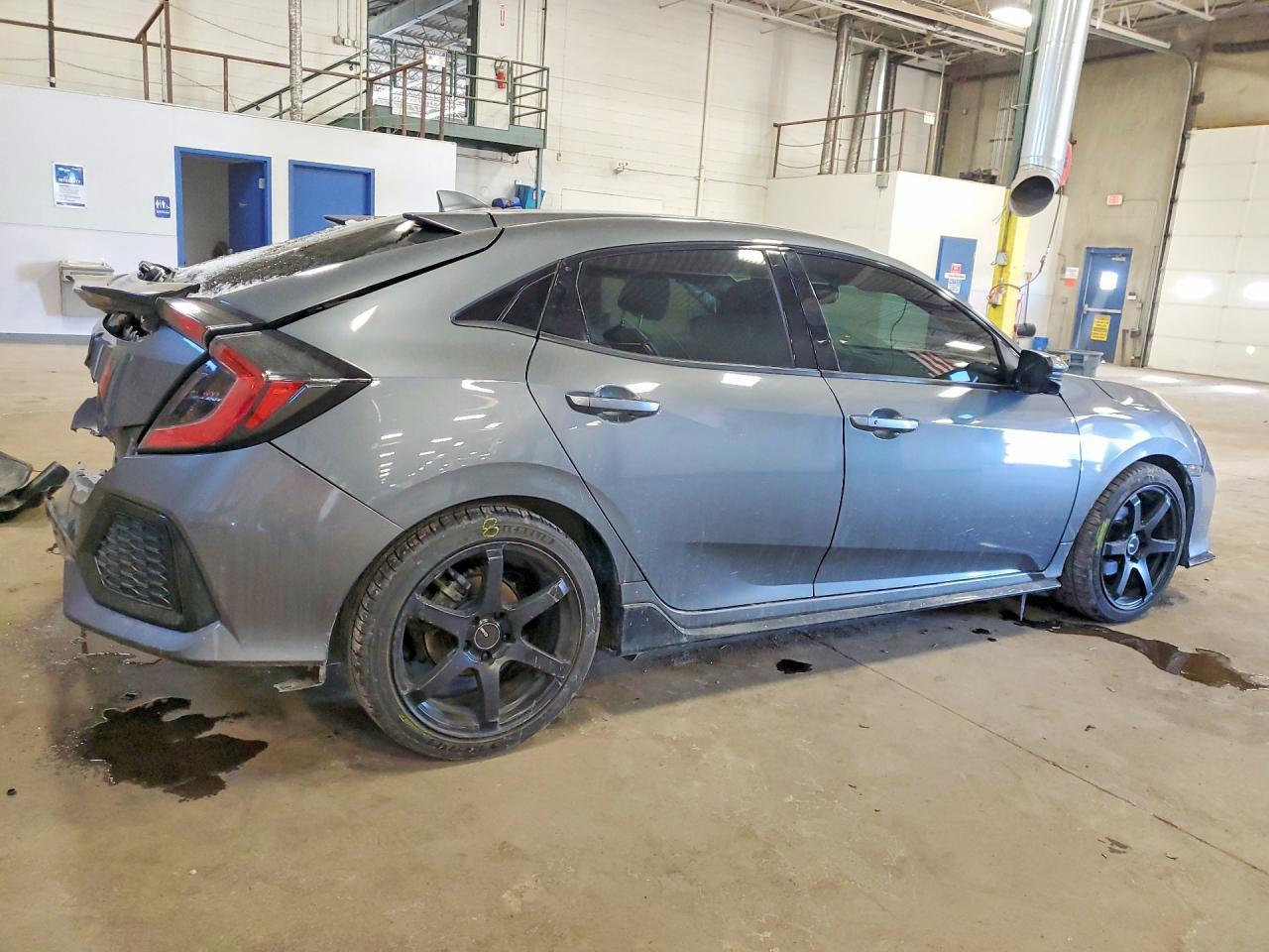 2017 Honda Civic Sport Touring - Image 3