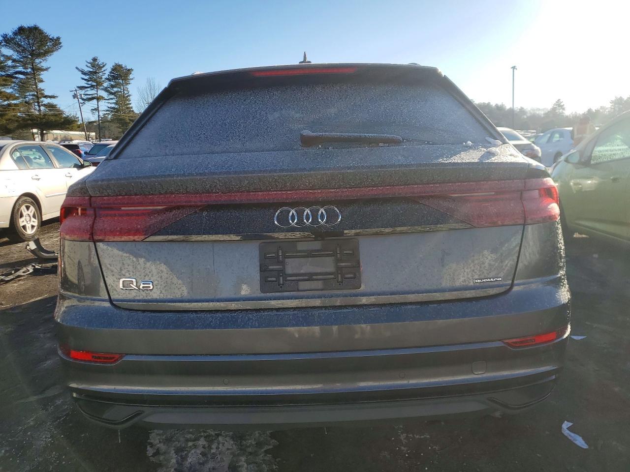 2020 Audi Q8 Premium - Image 6