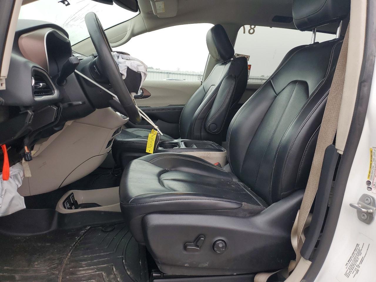2021 Chrysler Voyager Lxi - Image 7