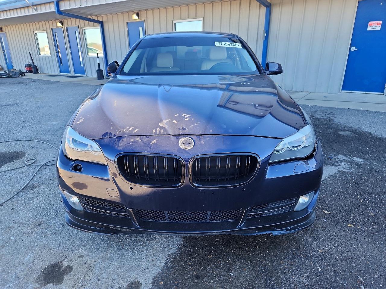 2013 BMW 528 Xi - Image 5