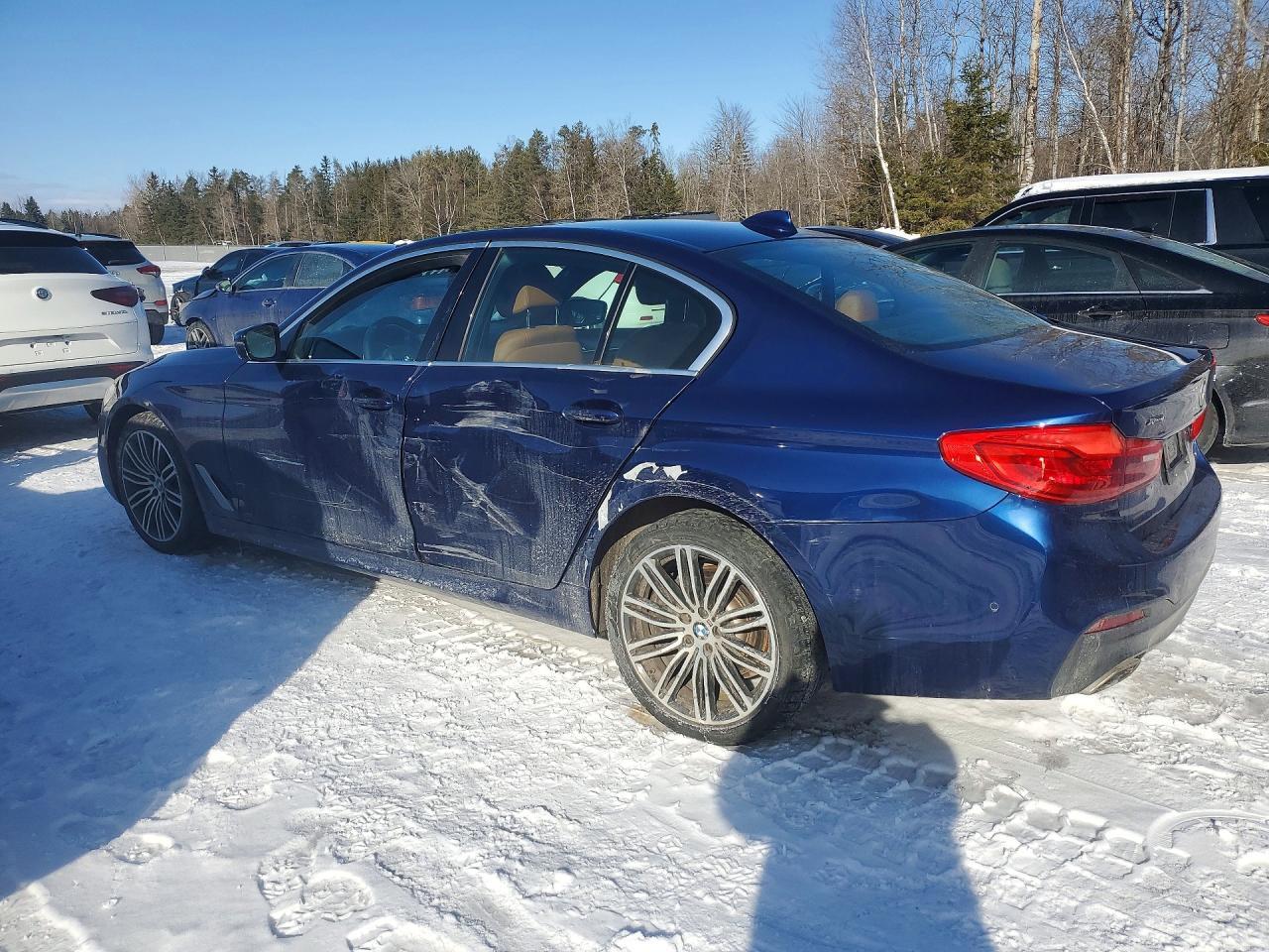 2019 BMW 530 Xi - Image 2