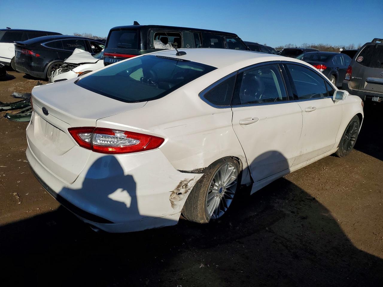 2013 Ford Fusion Se - Фото 3