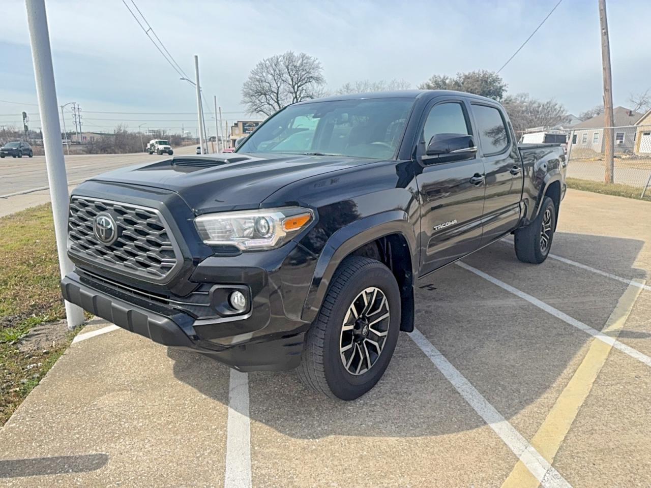 2022 Toyota Tacoma Double Cab - Фото 2