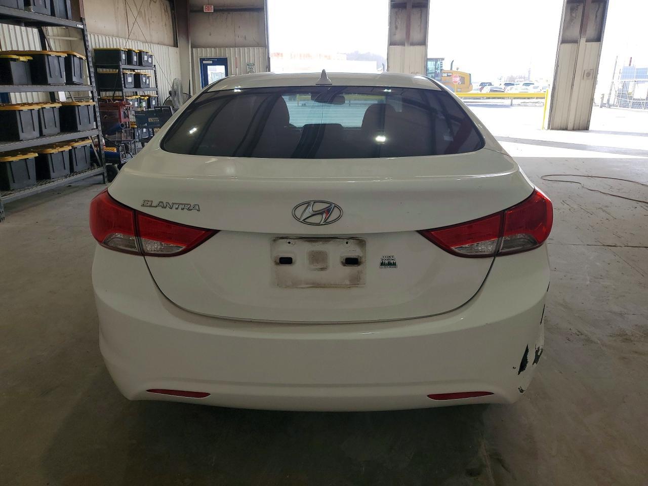 2013 Hyundai Elantra Gls - Image 6
