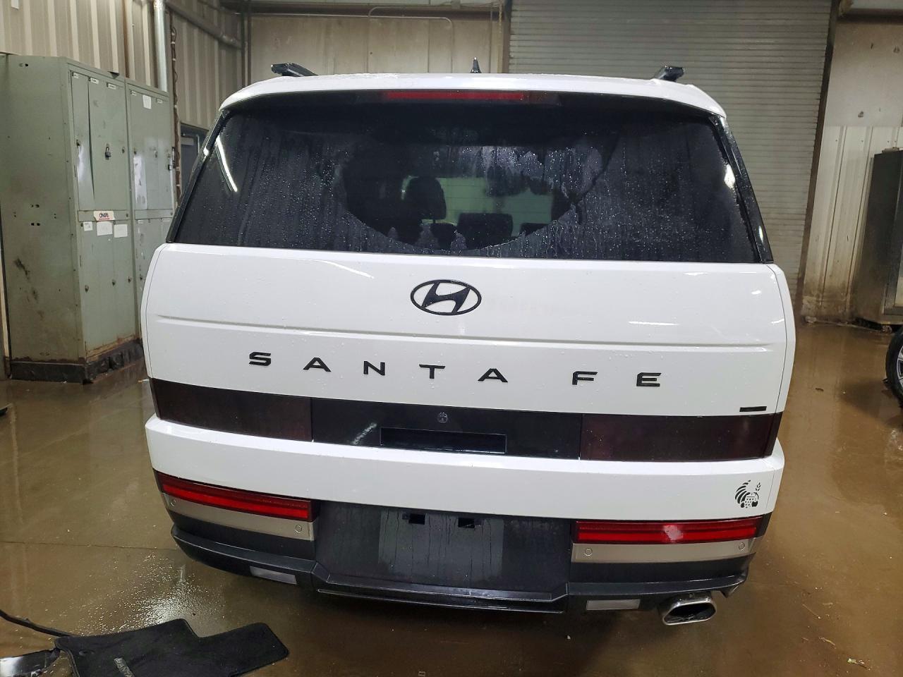 2024 Hyundai Santa Fe Limited - Image 6