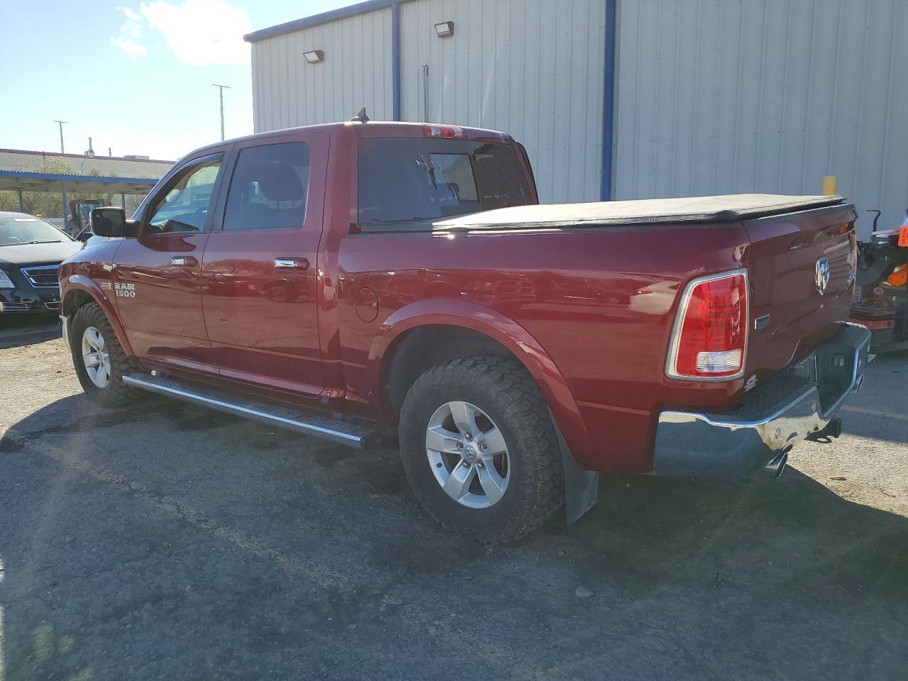 2015 Ram 1500 Laramie - Фото 2