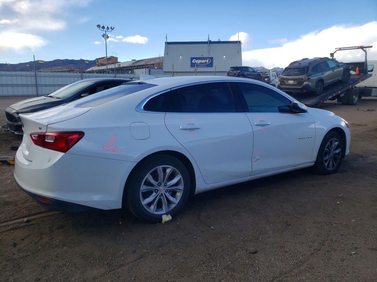 2023 Chevrolet Malibu Lt - Image 3