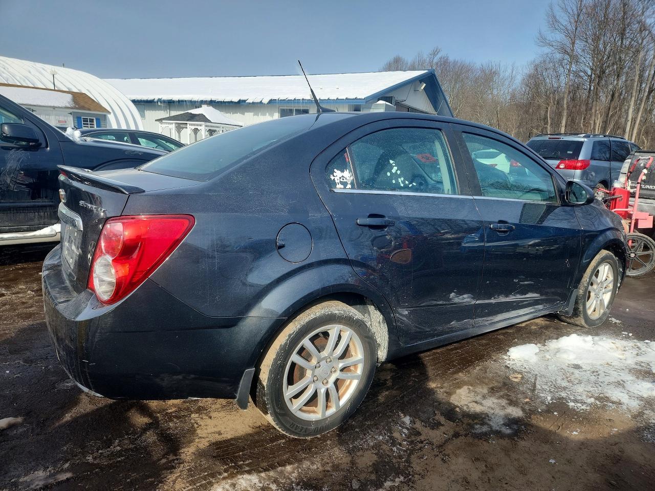 2014 Chevrolet Sonic Lt - Image 3