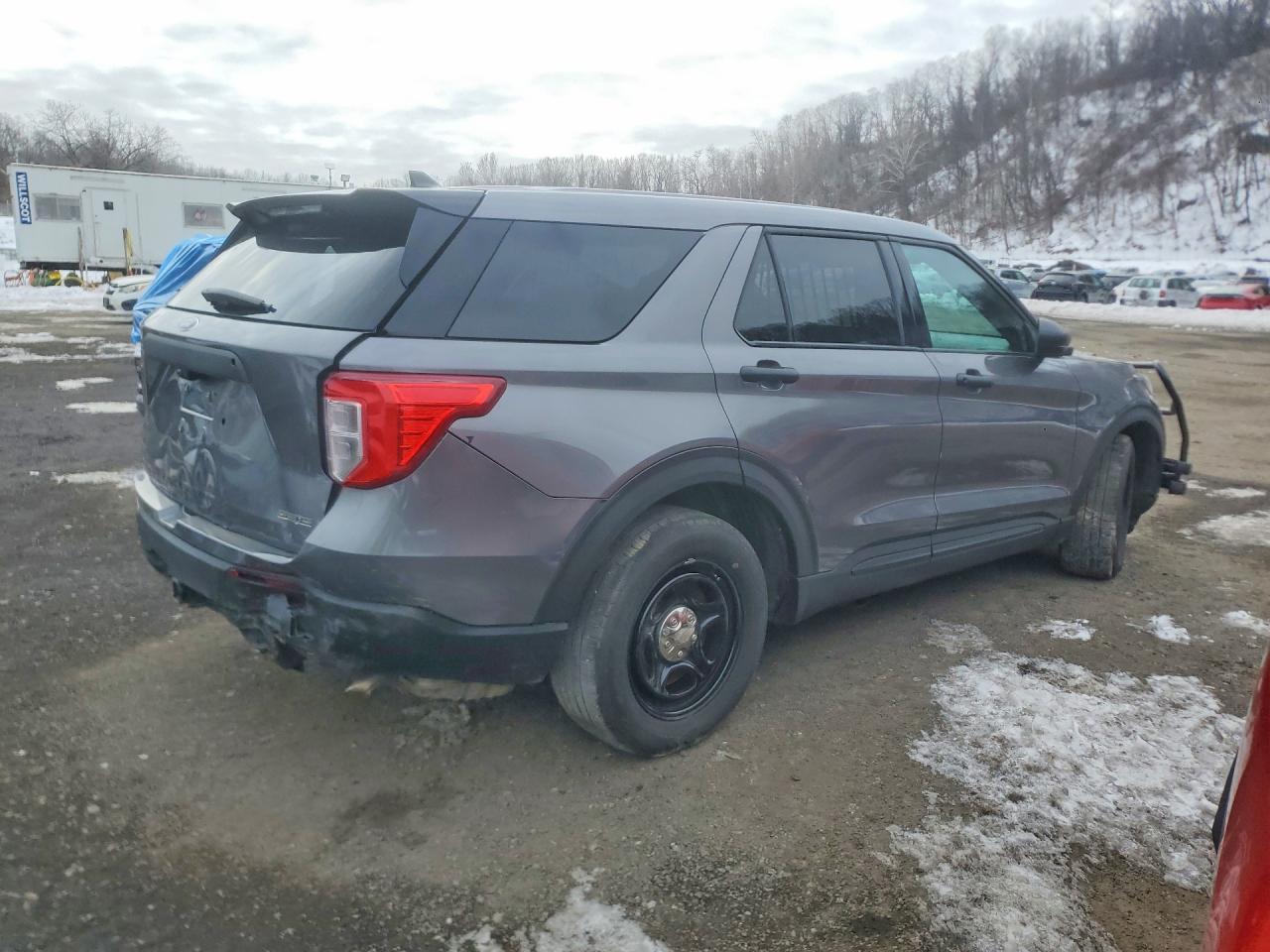 2023 Ford Explorer Police Interceptor - Фото 3
