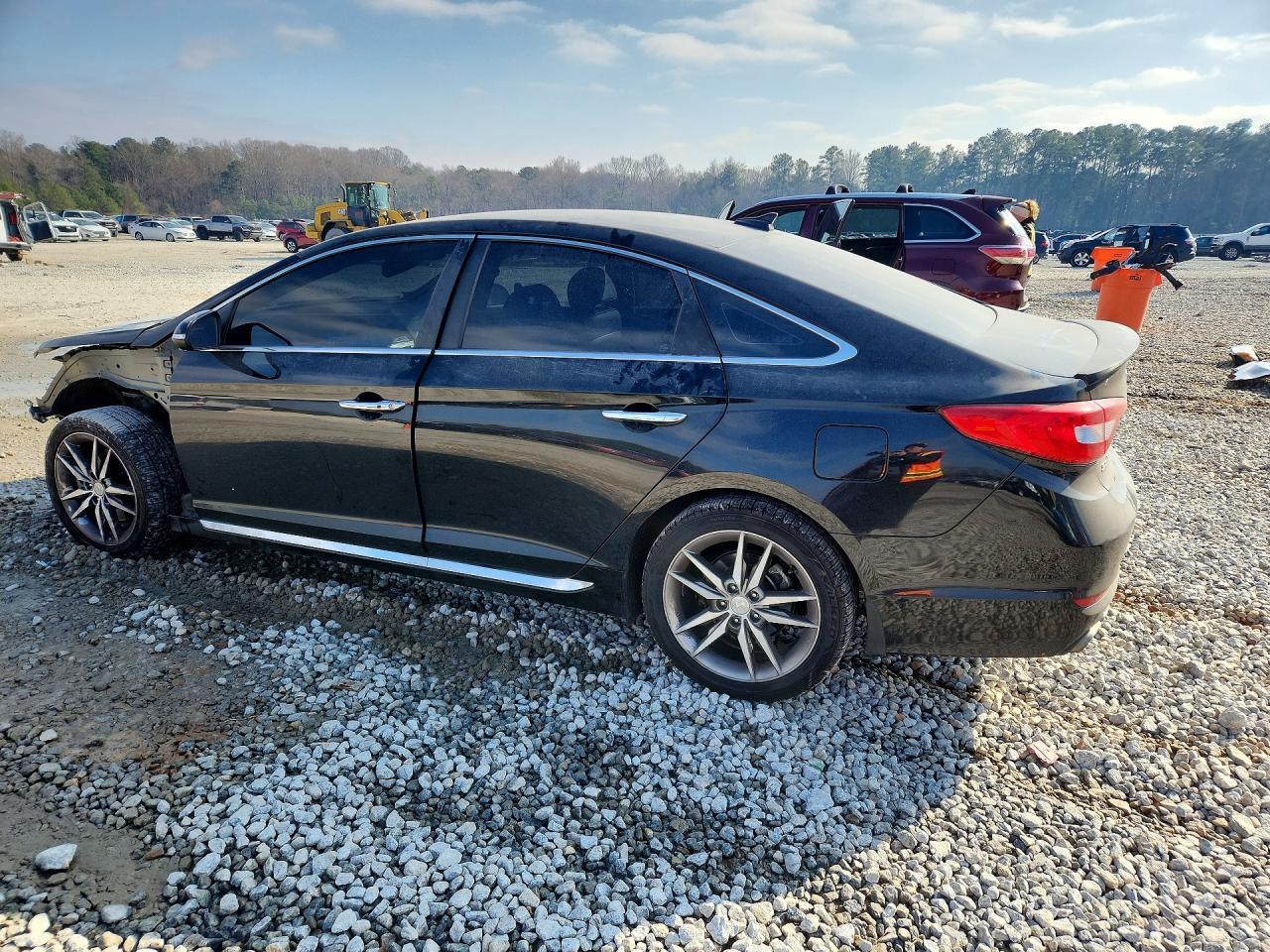 2015 Hyundai Sonata Sport 2.0T - Фото 2