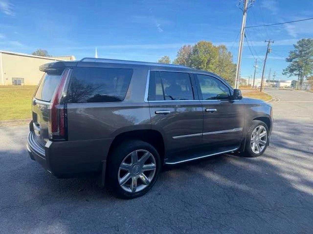 2016 Cadillac Escalade Luxury - Фото 4