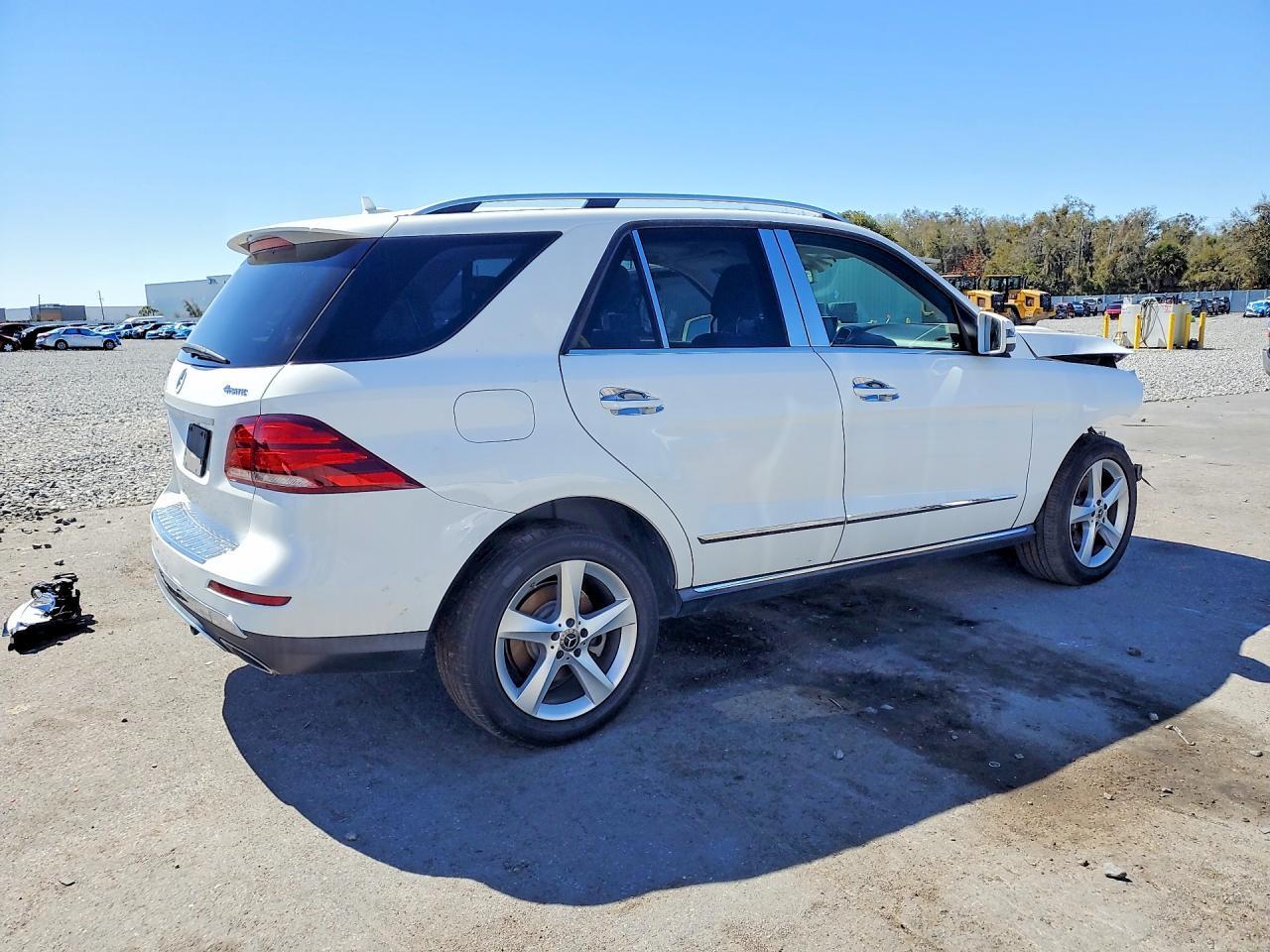 2017 Mercedes-Benz Gle 350 4Matic - Фото 3