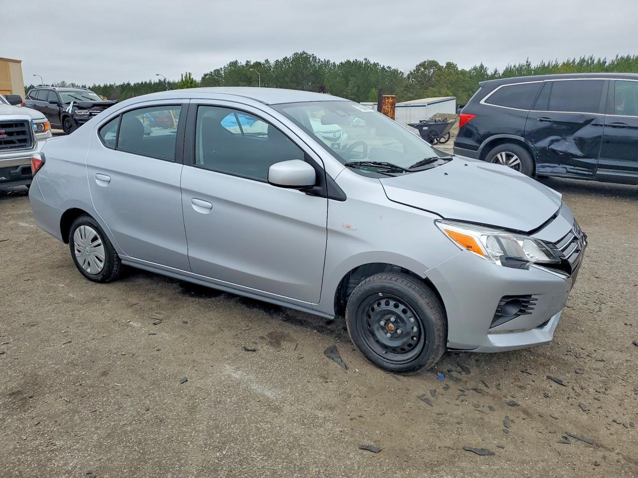 2024 Mitsubishi Mirage G4 Es - Image 4