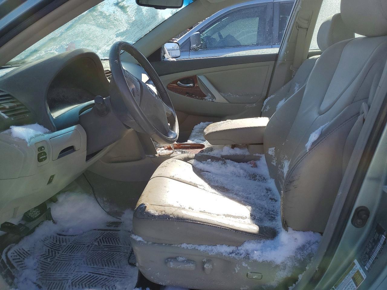 2011 Toyota Camry Base - Фото 7