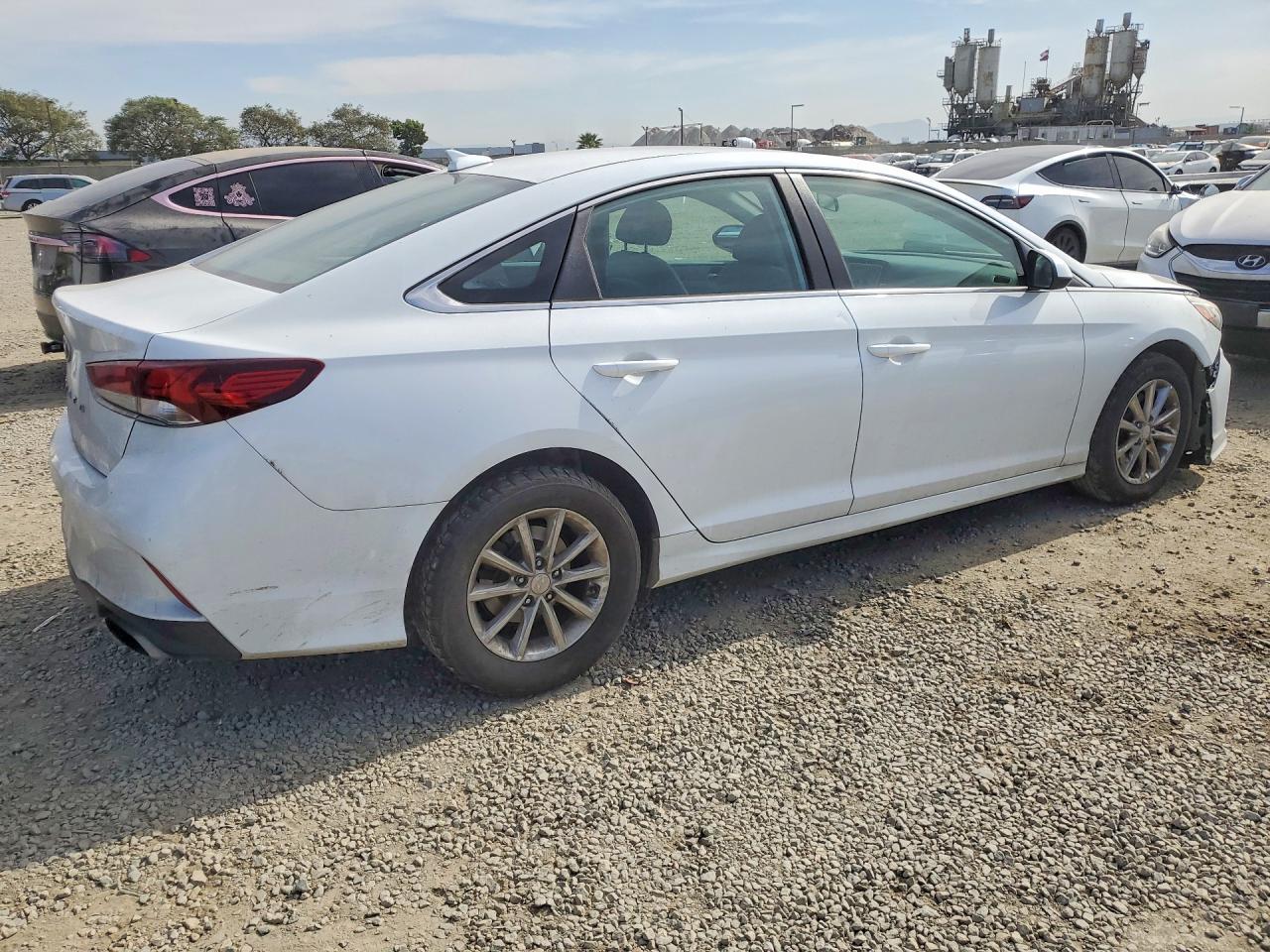2019 Hyundai Sonata Se - Фото 3