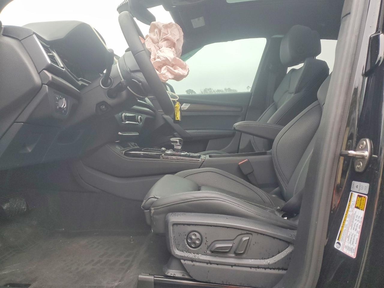 2024 Audi Q5 E Premium Plus 55 - Image 7
