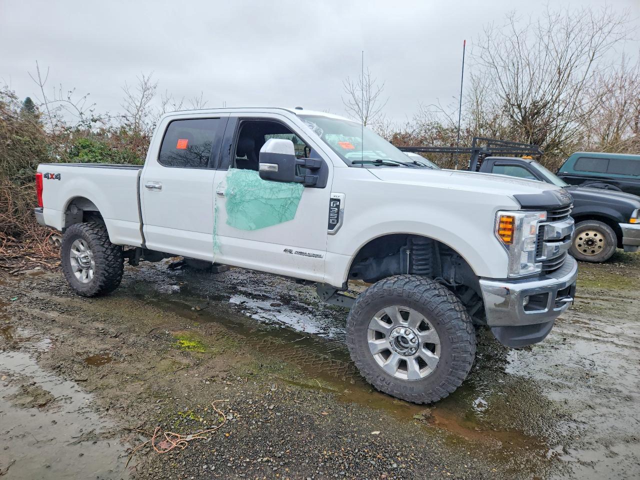 2018 Ford F350 Super Duty - Image 4