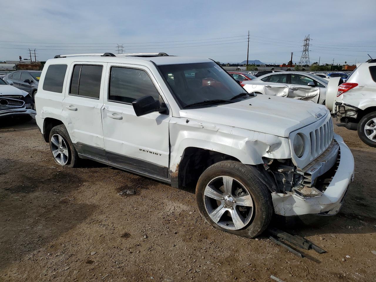 2016 Jeep Patriot Latitude - Фото 4