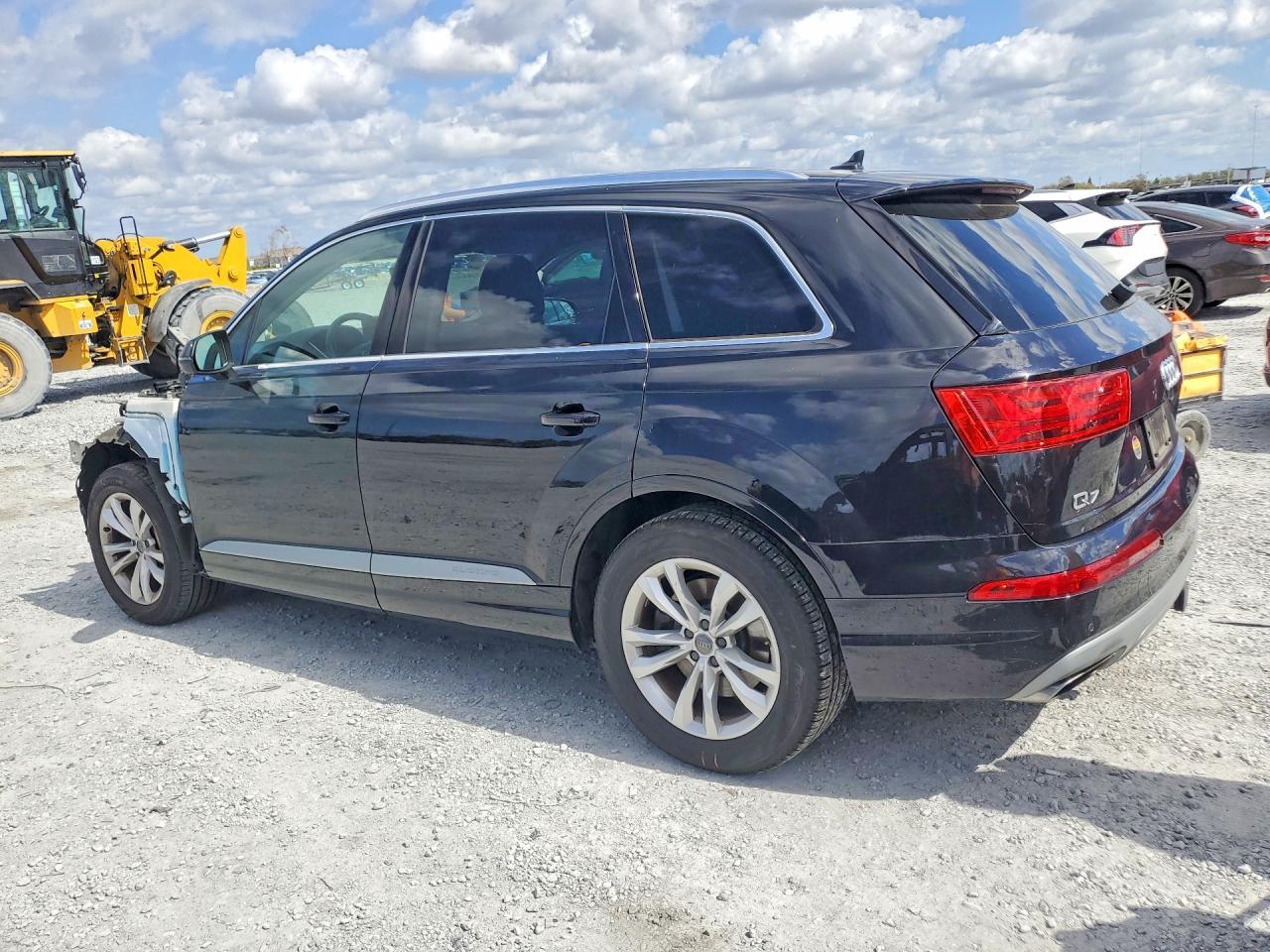 2017 Audi Q7 Premium Plus - Фото 2