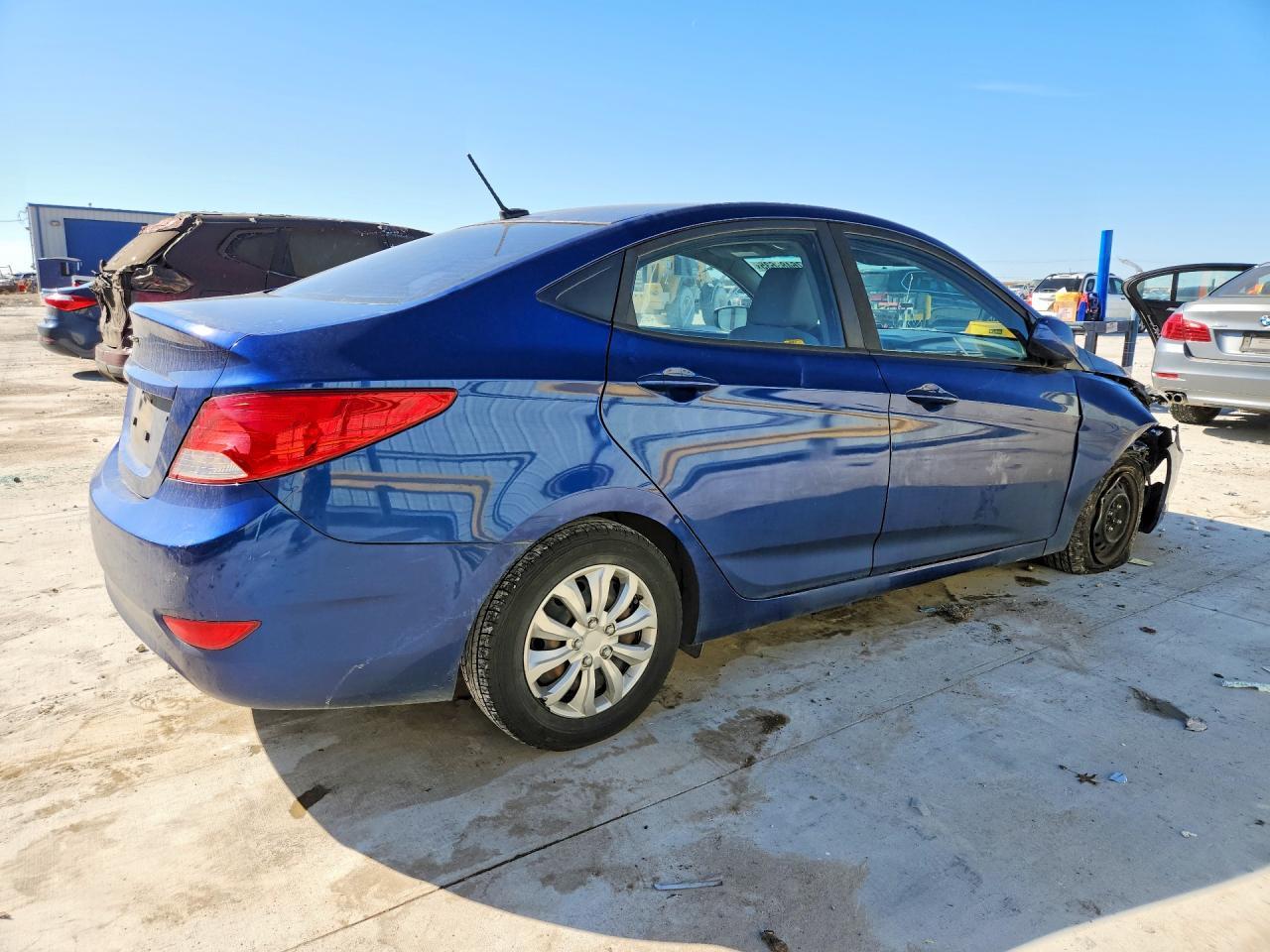 2017 Hyundai Accent Se - Фото 3