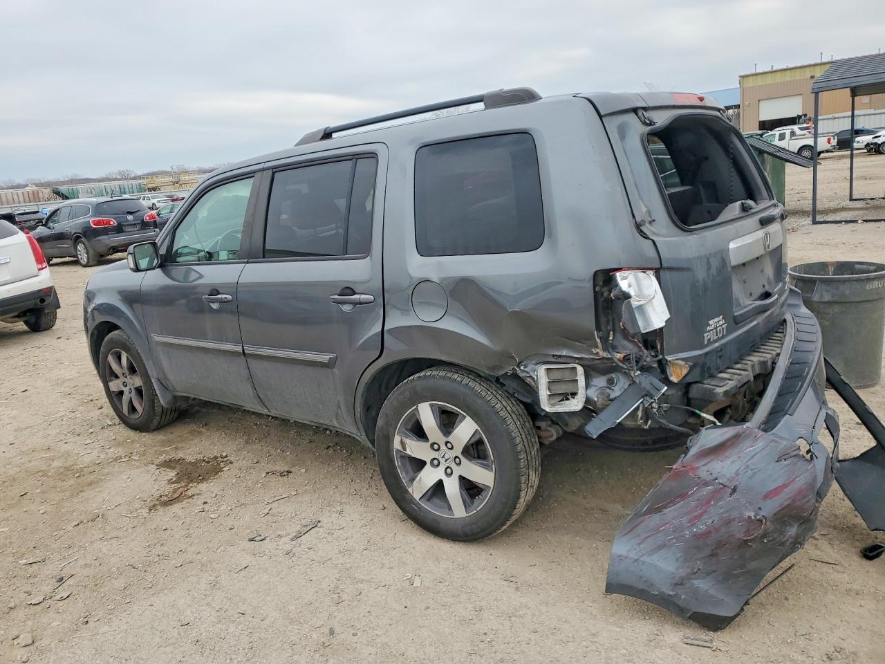 2012 Honda Pilot Touring - Image 2