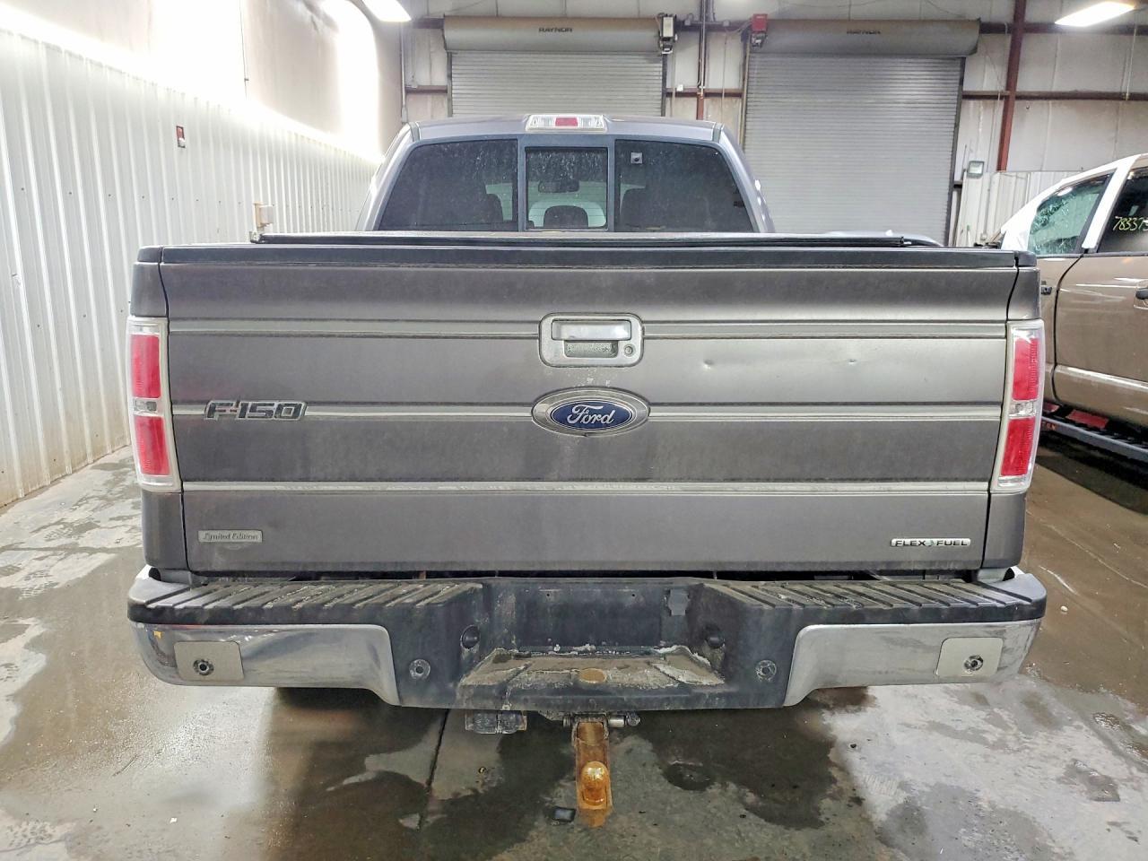 2013 Ford F150 Super Cab - Image 6