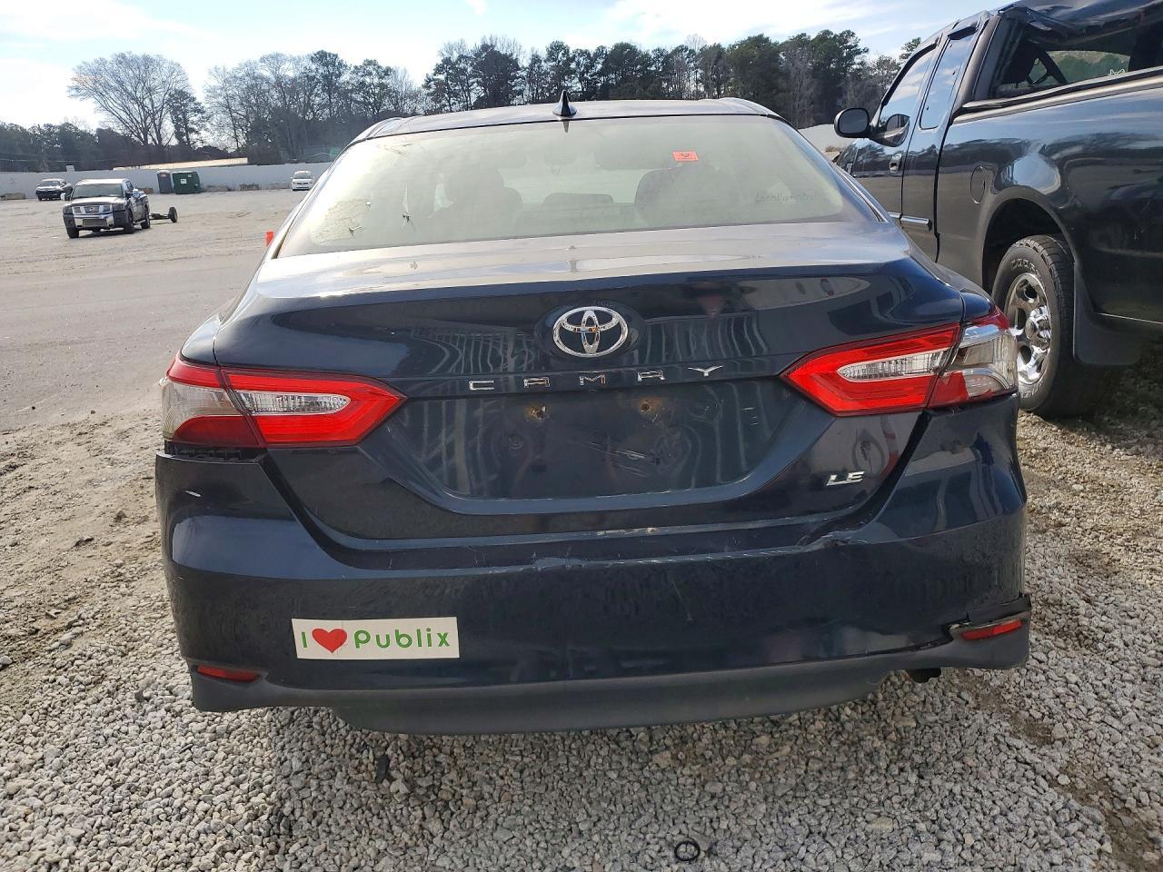 2018 Toyota Camry L - Фото 6