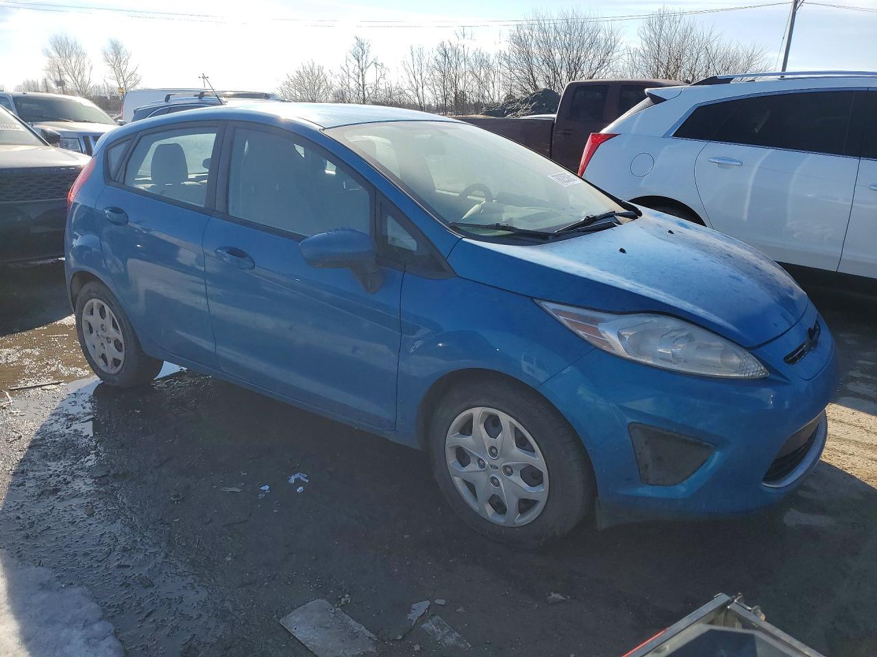 2012 Ford Fiesta Se - Image 4