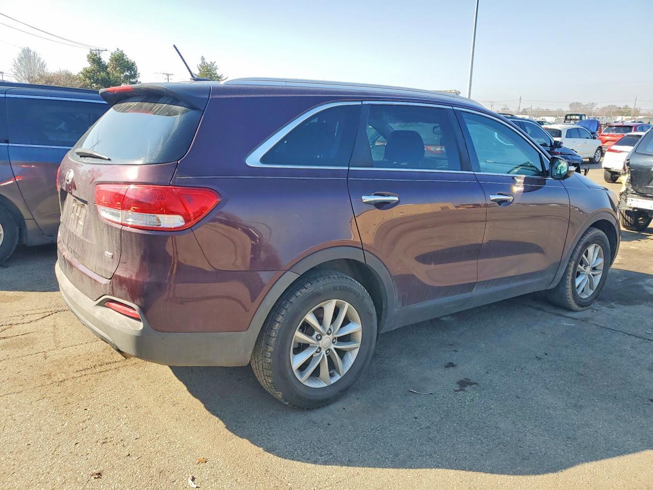 2016 Kia Sorento Lx - Image 3