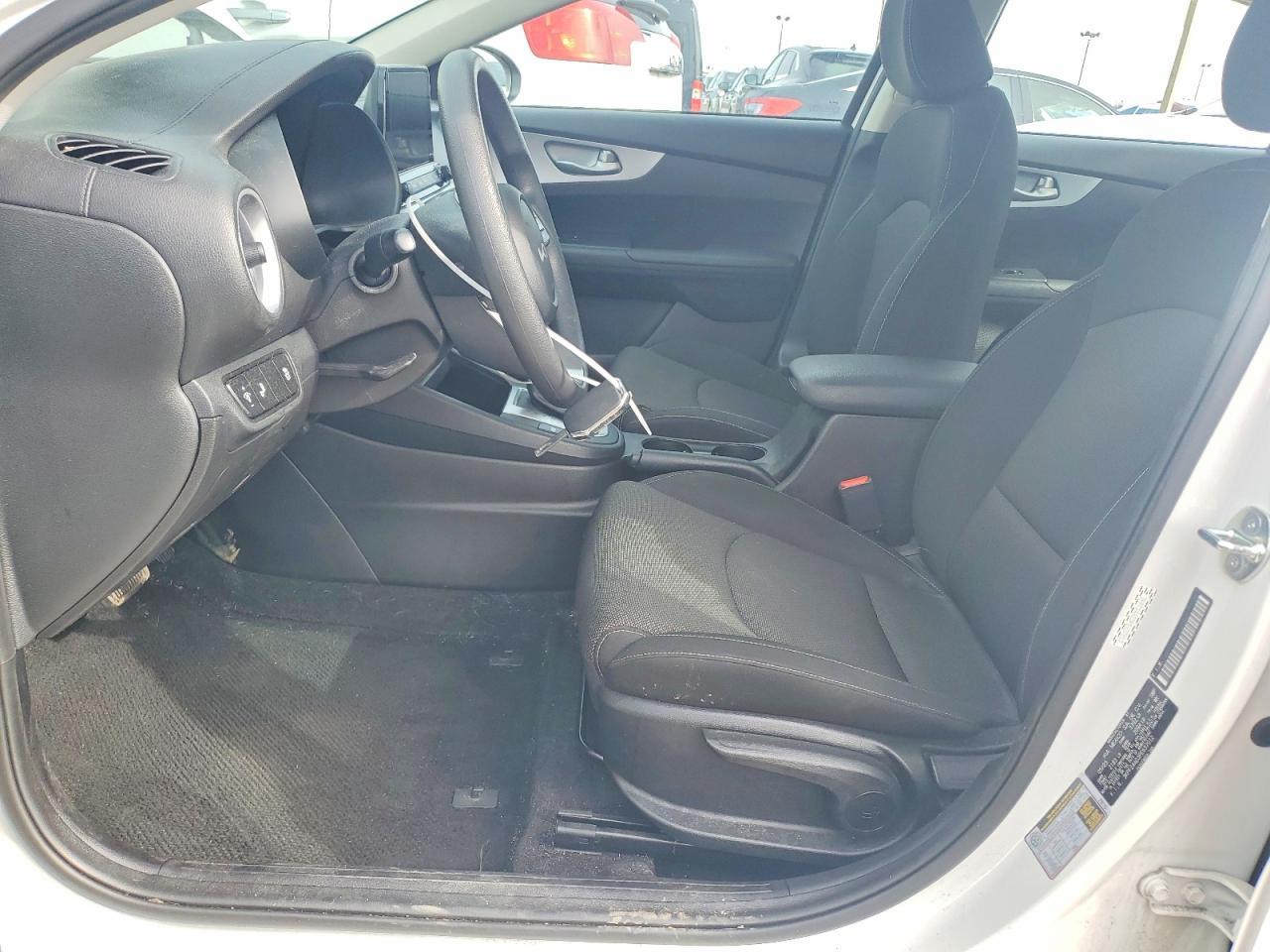 2023 Kia Forte Lx - Фото 7