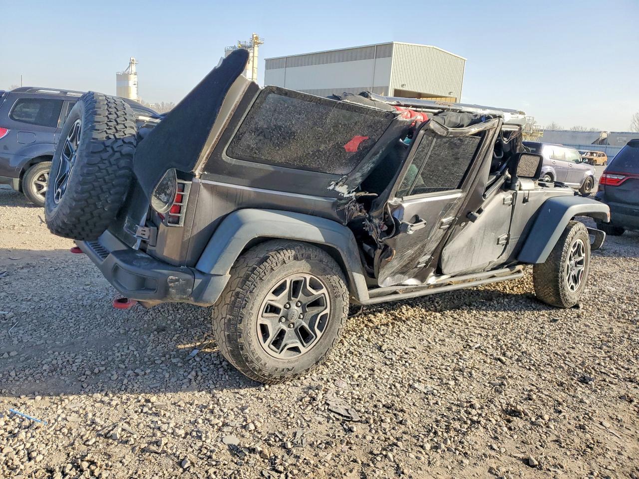 2016 Jeep Wrangler Unlimited Rubicon - Фото 3