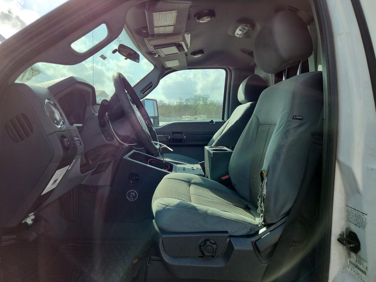 2016 Ford F550 Super Duty - Фото 7