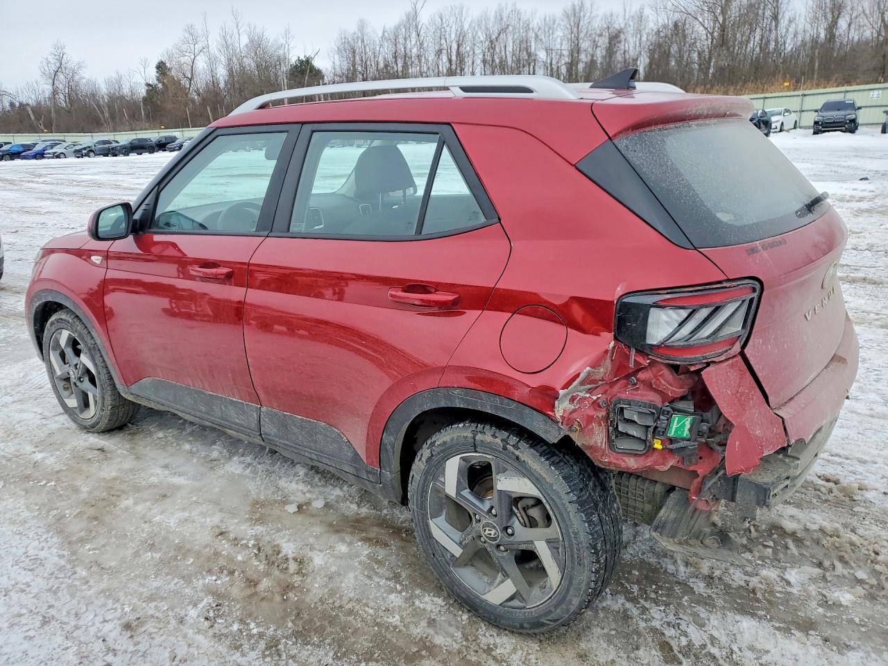 2021 Hyundai Venue Sel - Image 2