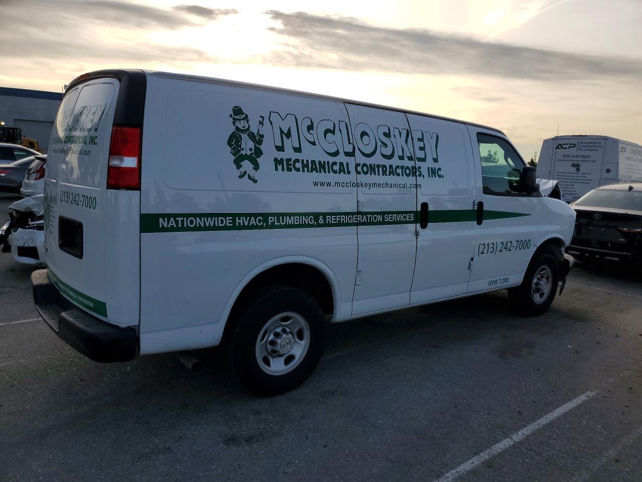 2024 Chevrolet Express G2500 - Фото 3