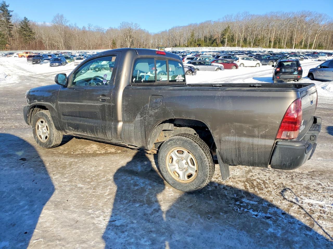 2012 Toyota Tacoma - Image 2