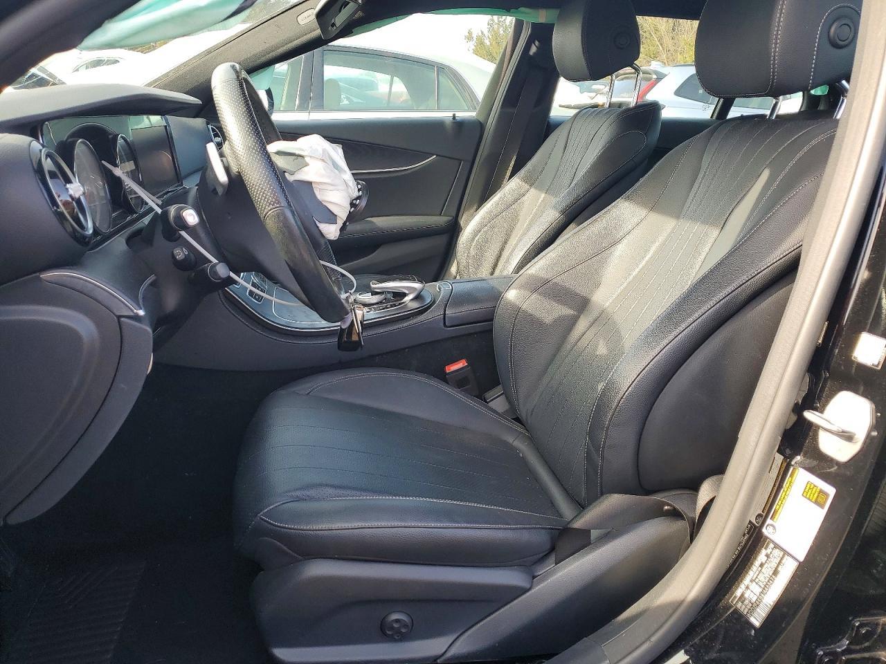 2018 Mercedes-Benz E 300 4Matic - Image 7