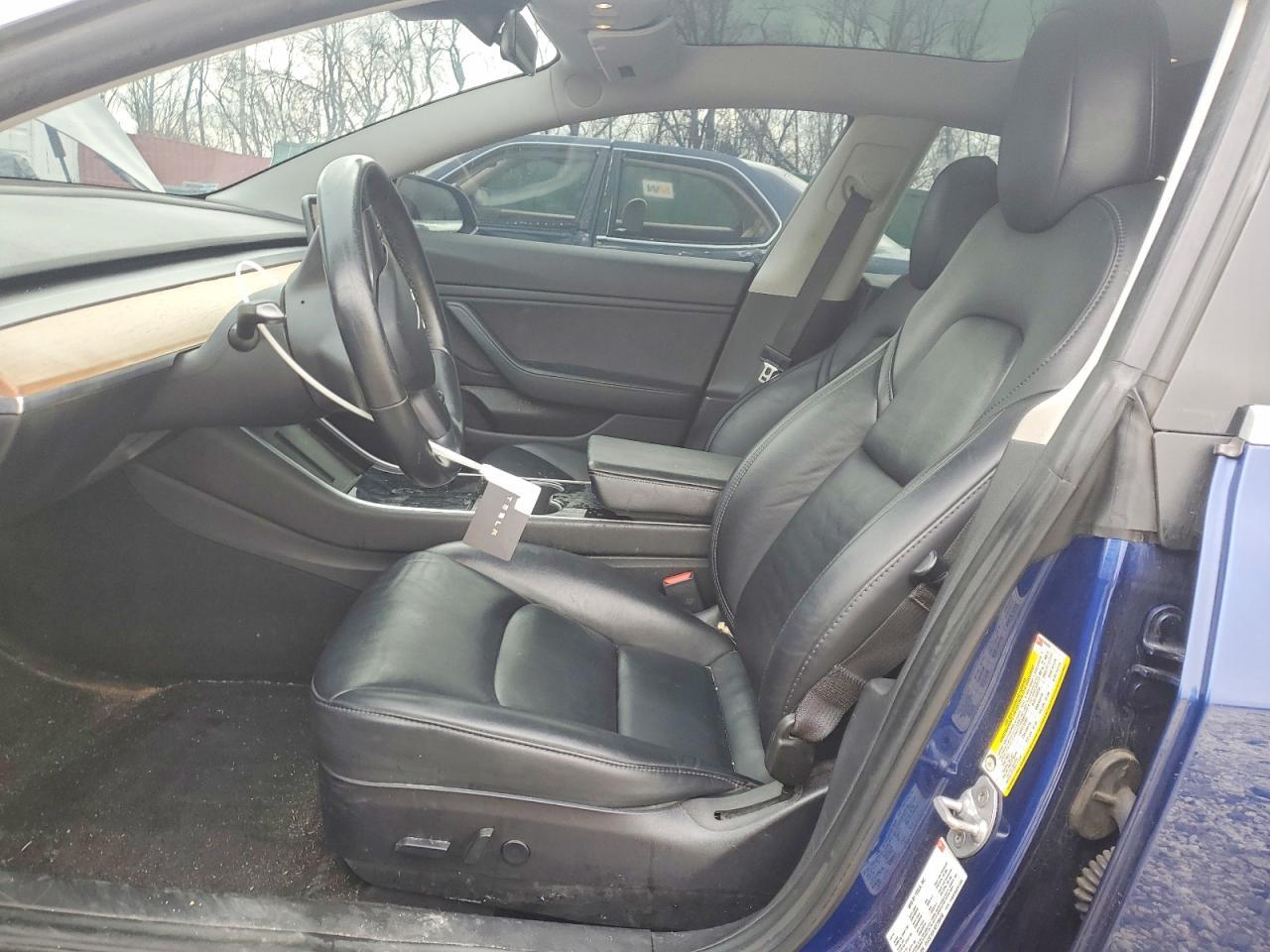 2019 Tesla Model 3 - Фото 7